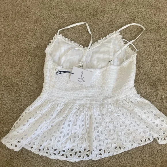 white lace top - Picture 2 of 3